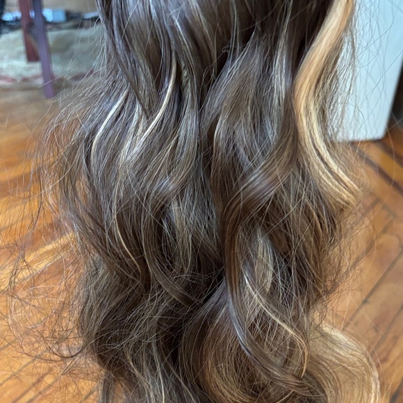 BEANIE W  Brown Wavy Hair Extension FULLY ATTACHED - Picture 3 of 15